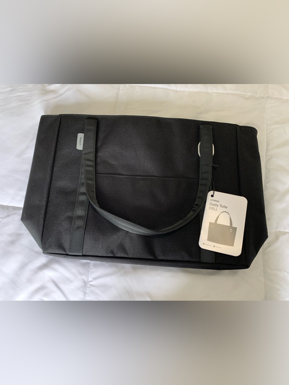 New with tags ORBITKEY tote bag (16L)